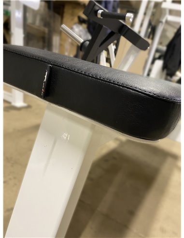 Жим от груди лежа с независимыми рычагами AV310/80