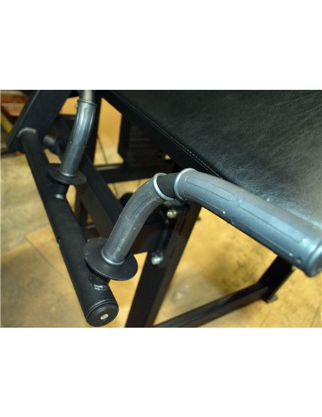 Бицепс-трицепс машина 2 в 1 60 кг AV248/80 Бицепс-трицепс машина 2 в 1 60 кг AV248/80