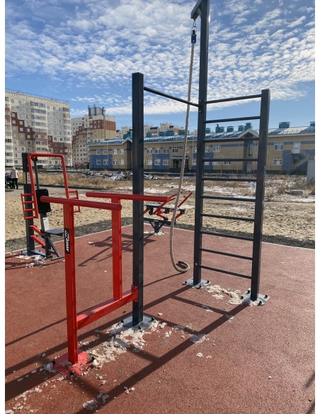 Уличный тренажерный комплекс перекладина, брусья, лестница, канат AVU048