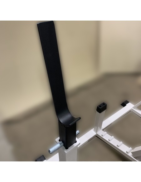 Скамья с изменяемым углом наклона со стойками у спинки AV102/50